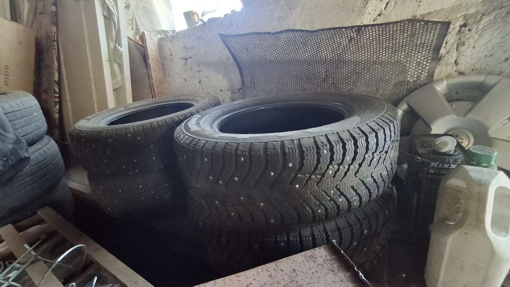 Продам комплект резины и штампов дисков