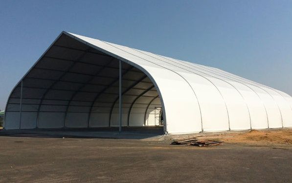 Corturi pentru evenimente ,hale industriale mobile , hale depozitare