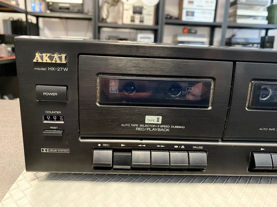 Двукасетен дек Akai