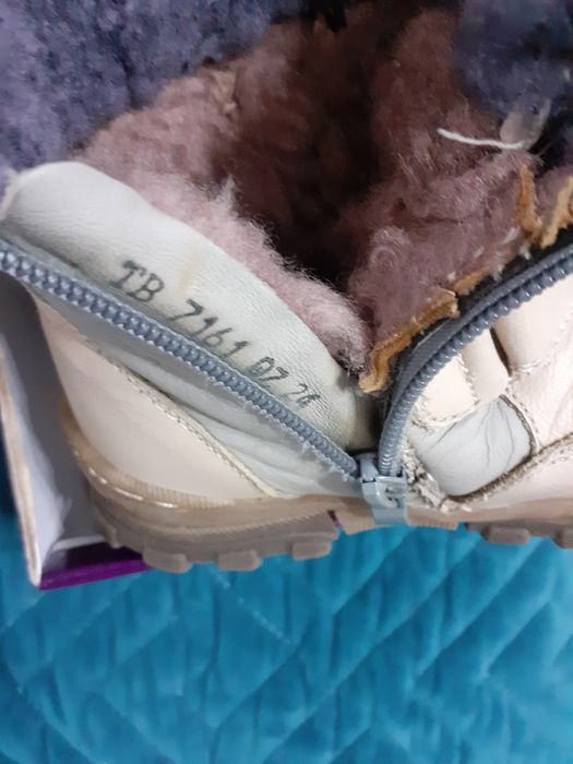 Продам детские сапожки