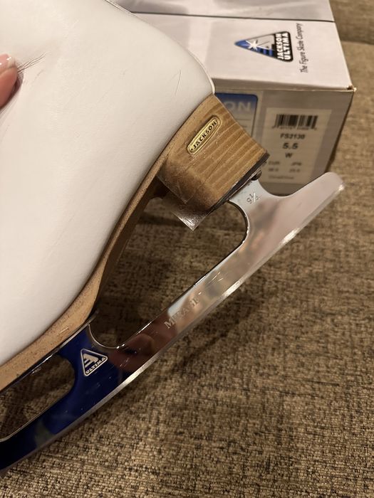 Коньки фигурные  Jackson Elle