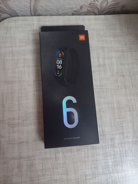 Фитнес-браслет Xiaomi Mi Smart Band 6