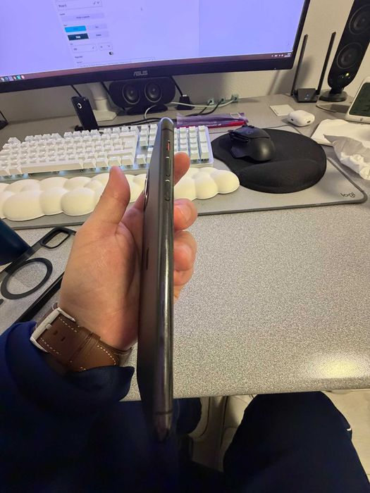 iPhone 11 Pro Max, 256GB, Matte Silver+Husa Magsafe