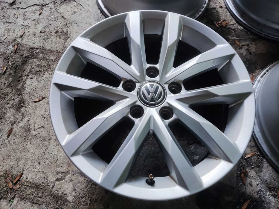 VW Passat 16 цола - 5x112 оригинални лети джанти Фолксваген 5х112 .
