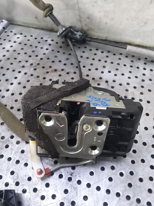 Broasca usa stanga fata renault koleos 1 hy