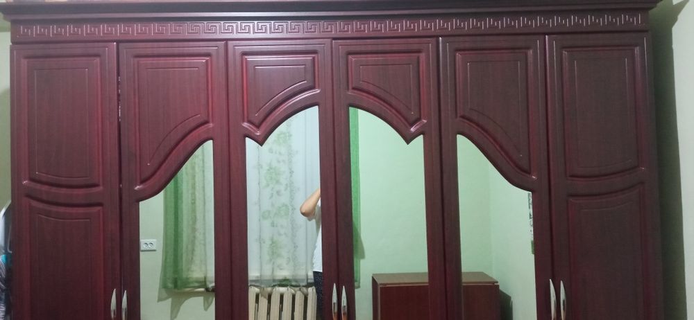 Шифонер ва комод