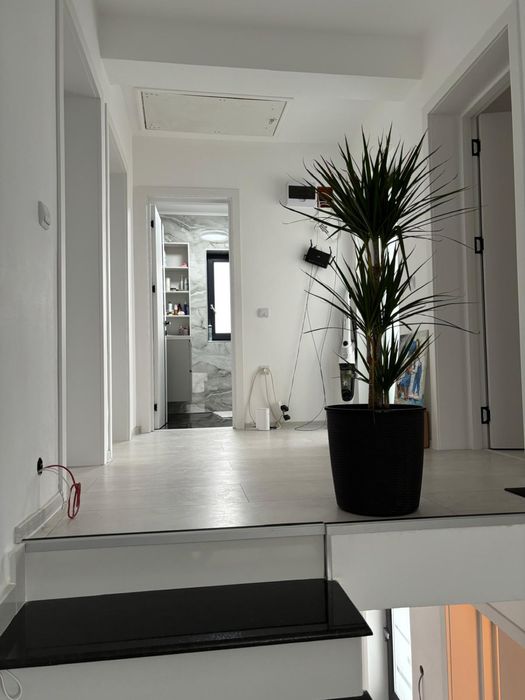 Casa parter plus etaj zona Selgros