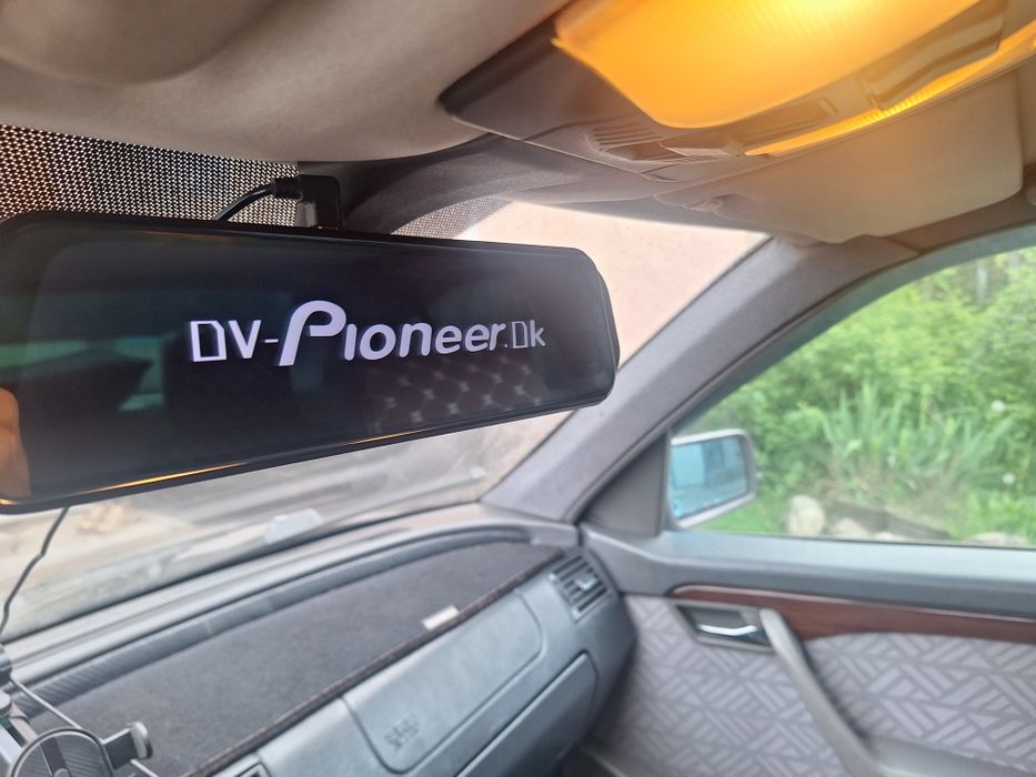Видео регистратор камера заднего вида  фирмы Пионер