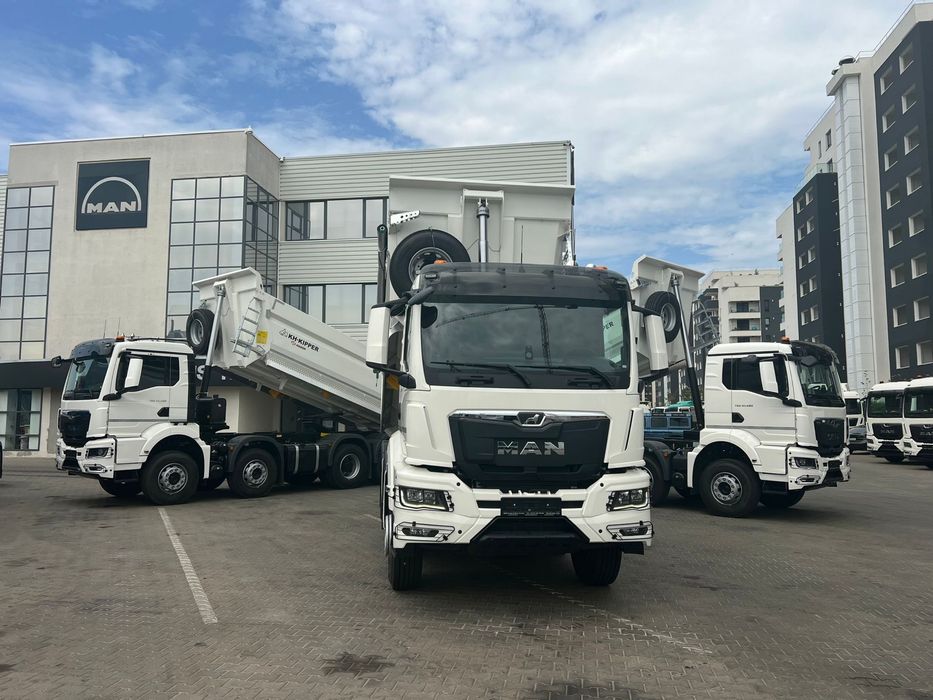 Man TGS 8X4 41.480 2024 / 08