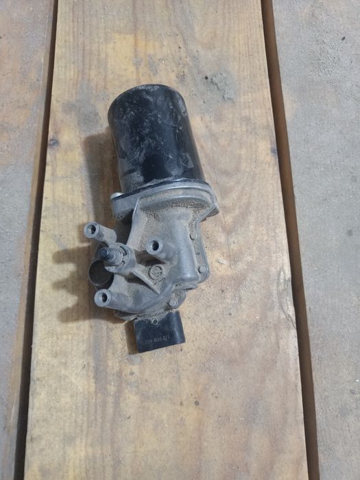 Продам маторчик дворника шкода а4