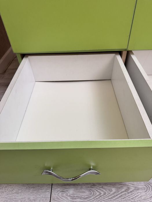 Продам детский шкаф