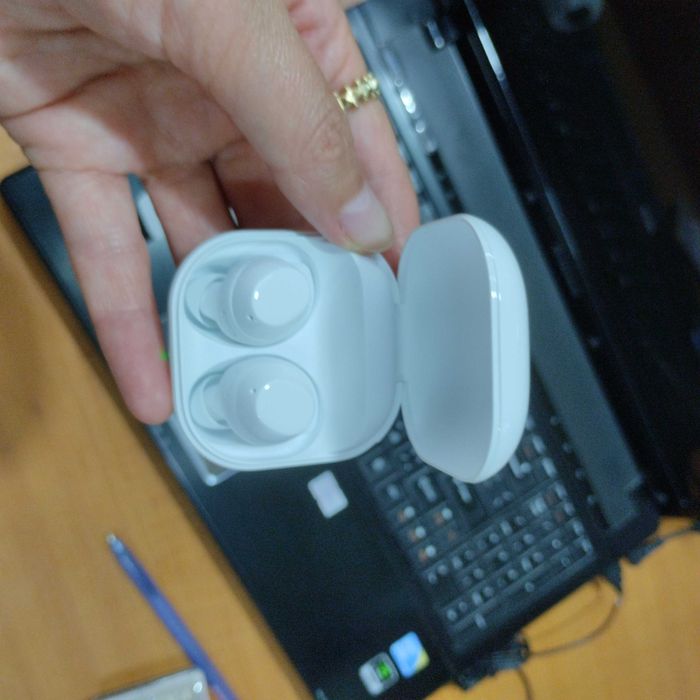 Продам наушник Galaxy Buds Core