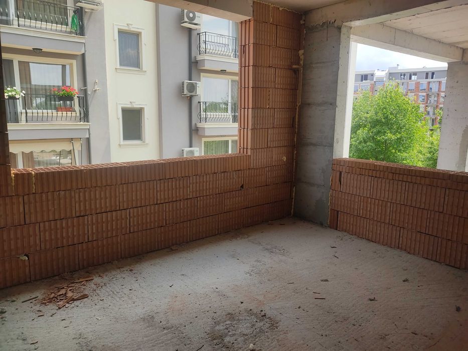 Продава се Двустаен апартамент в Пловдив, Коматевски възел - 97 кв.м за 928 €/кв.м - Снимка #1