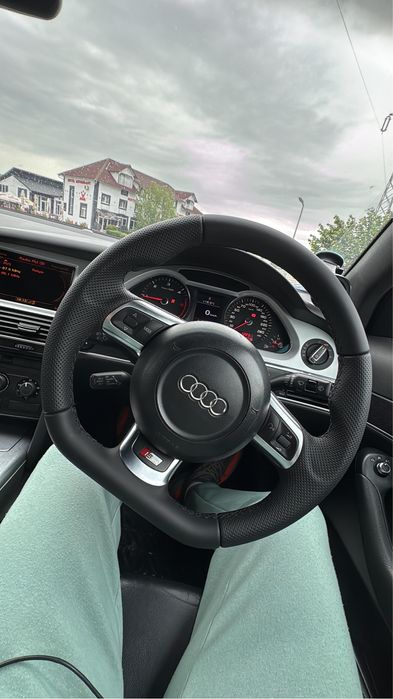 Audi A6 C6  2010    2.0 TDI. S-line