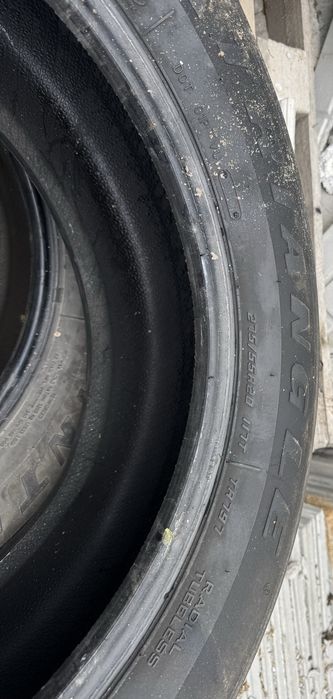 Зимний шины 275/55/R20