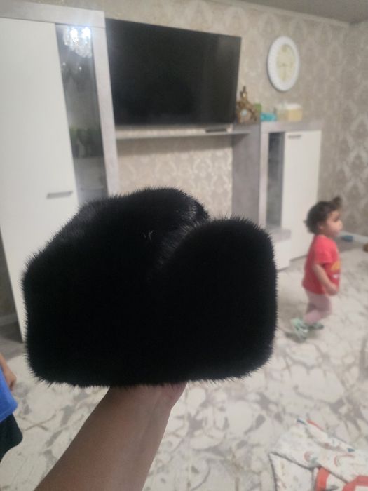 Продам норкувую шапку 59 размер