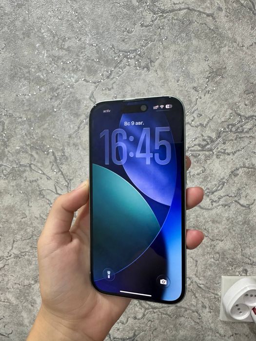 Продам или обменяю Iphone 15