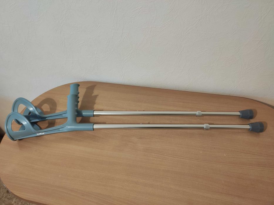 Прокат костылей 2000тг/неделю