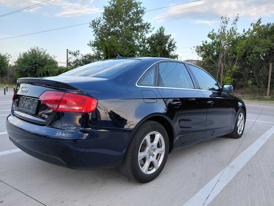 Audi  A4 B8 2010