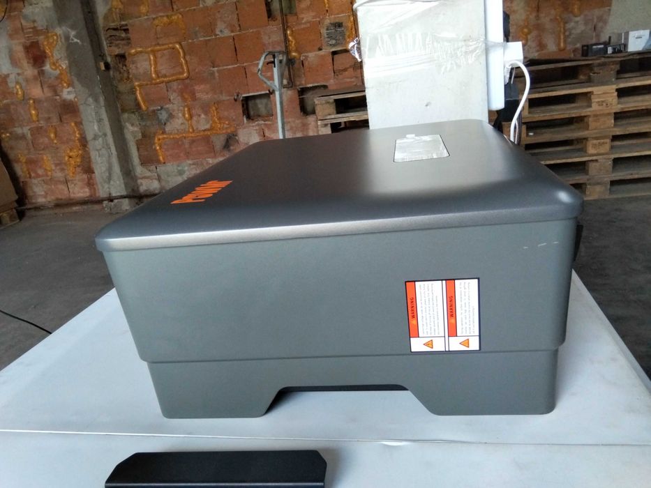 Хибриден инвертор за автономни системи (off-grid) 20 000 W (X3) – 20 kW соларен инвертор с двоен MPPT (40 A) за високоволтови батерии (135–750 V)