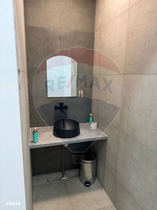 Spațiu comercial de 300mp de închiriat în zona Pipera