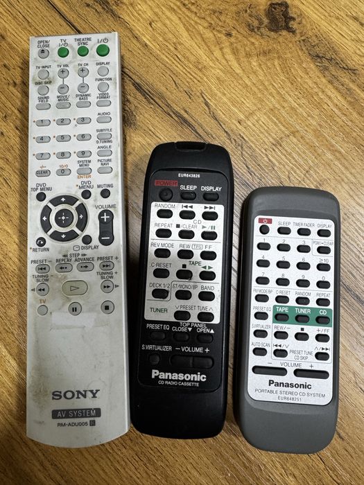 Продам пульт все оригиналы не копии все на фото