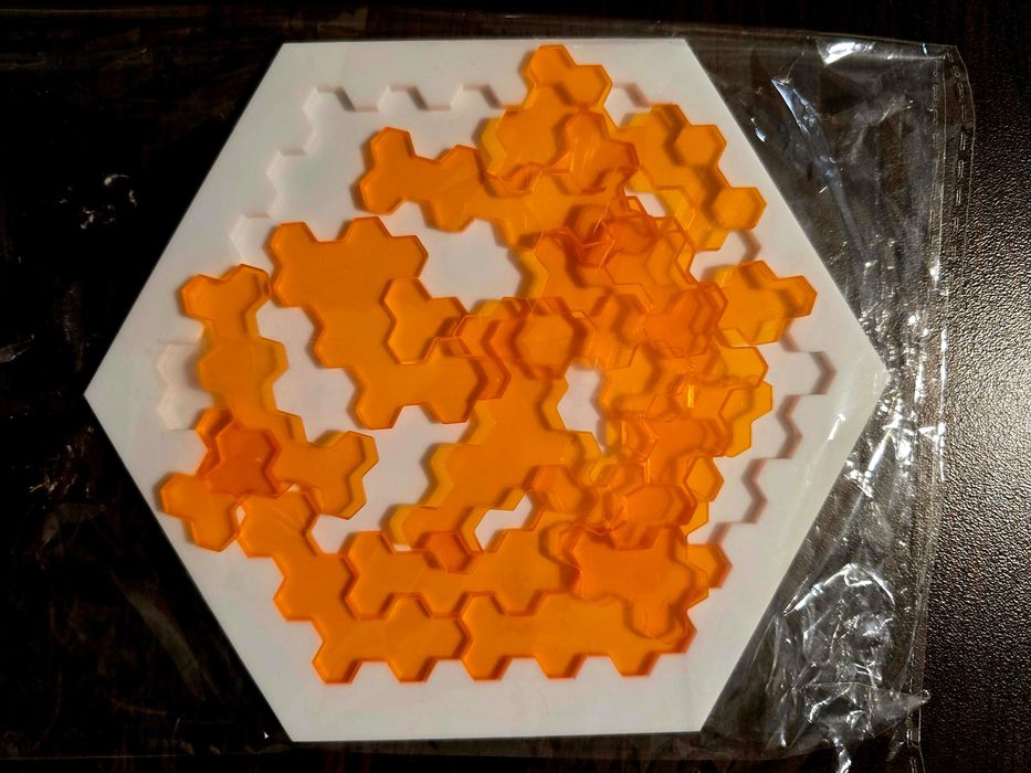 Hexagon логически пъзел