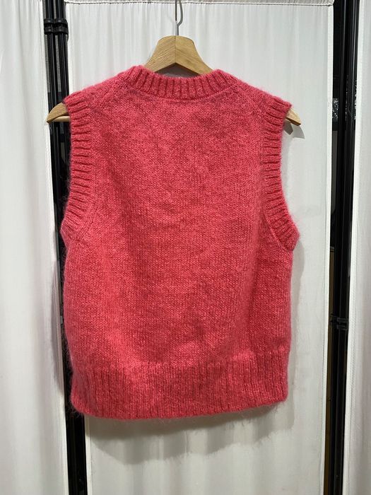 Нов пуловер от мохер и вълна Cos в ярко розово