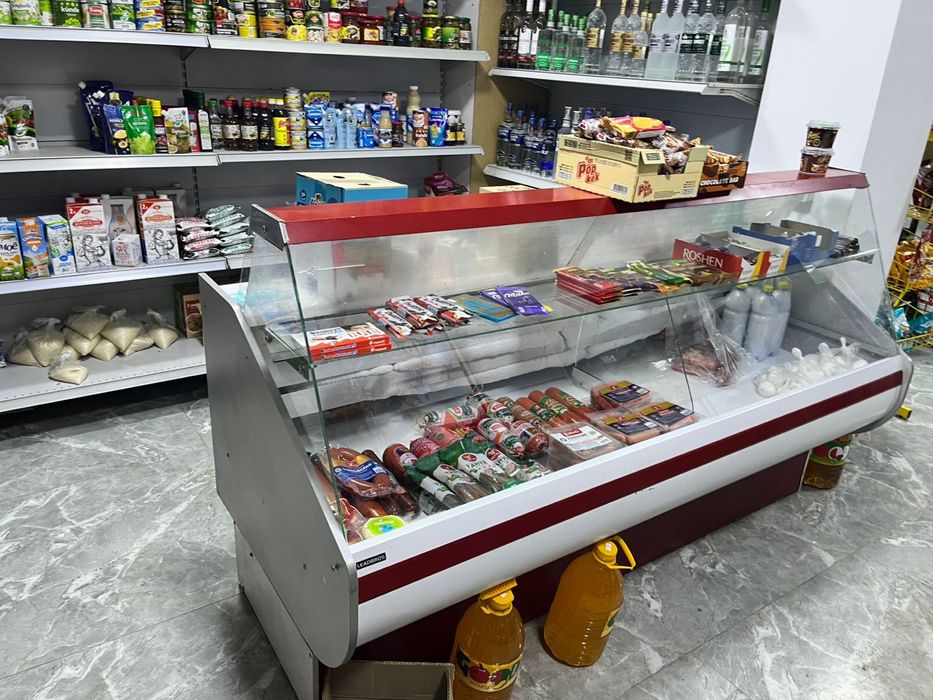 Холодильник витрина