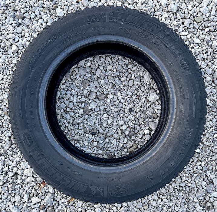 Зимни гуми Michelin 205/60/16, Dot: 26/17