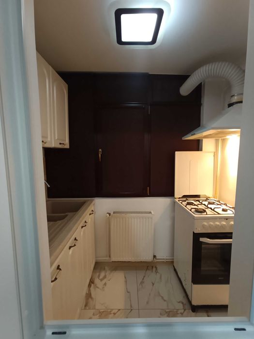 De vanzare apartament 3 camere