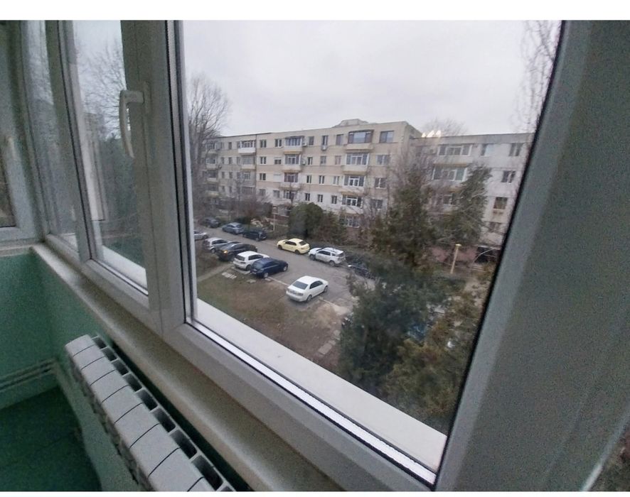 Închiriez apartament