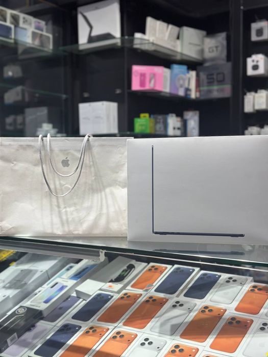Mackbook air m5 15inch 16/512