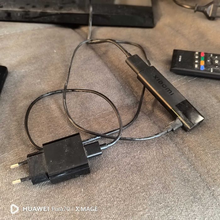 Телевизор Toshiba +Xiaomi MI TV Stick FHD