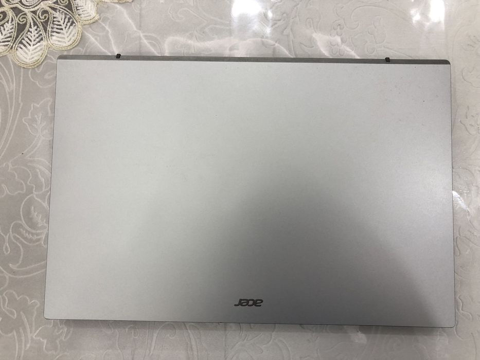 Noutbuk Acer Aspire 3 sotiladi