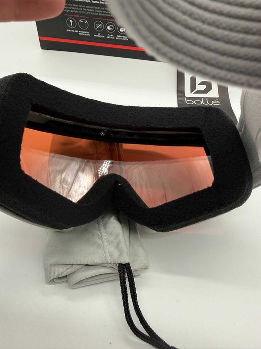 Casca NOUA ski schi cu ochelari Bolle combo mute Maddox marime S 52-55