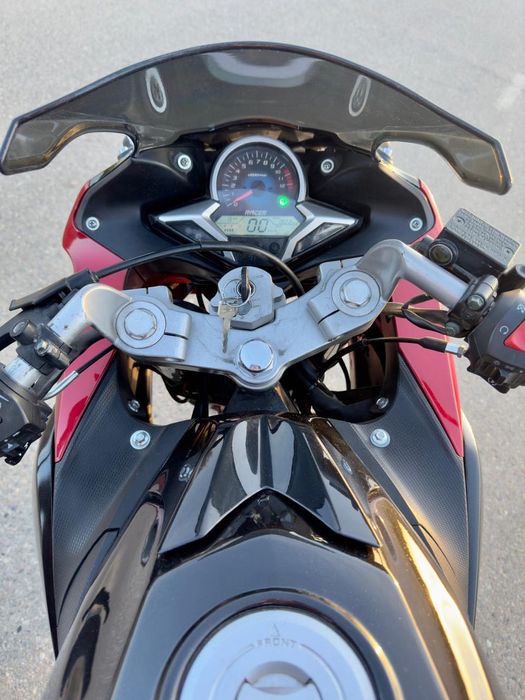 В продаже Racer RC 300