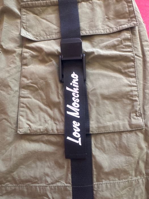 Love Moschino- пола