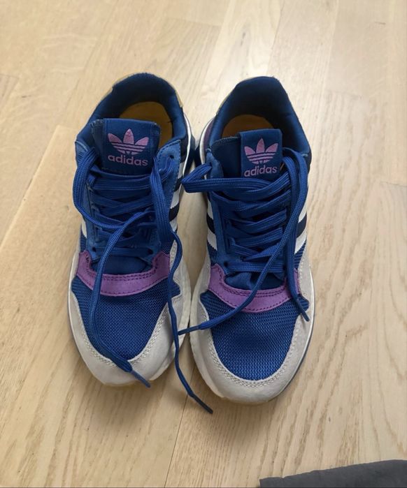 кроссовки Adidas