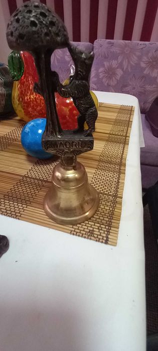 Продават се сувенири