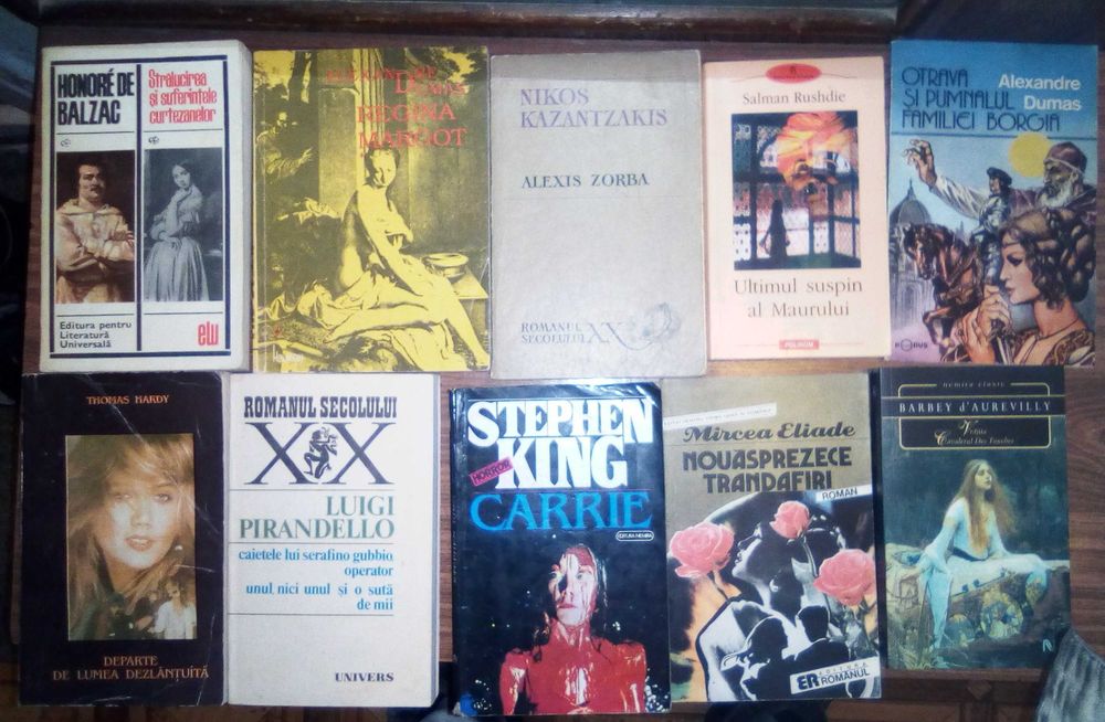 Lichidare biblioteca personala! Comandati ce doriti! Carti vechi in stare foarte buna.