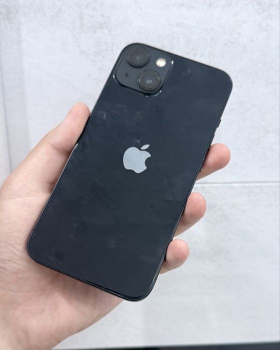 Продам Iphone 13 (128gb)