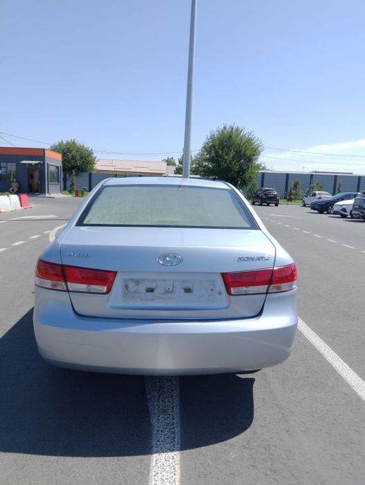 Продаётся машина Hyundai Sonata 2007 года,