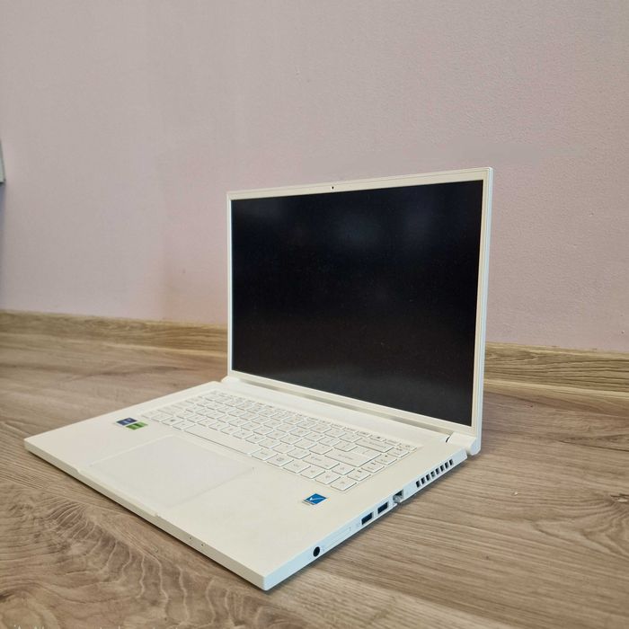 Laptop Acer Concept D3 CN316-73G cu procesor Intel Core i7-11800H