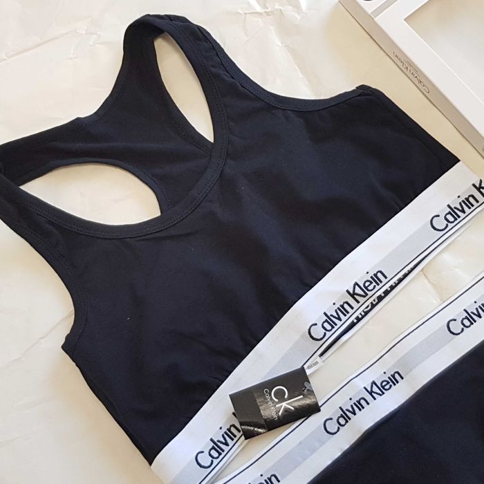 Set CK bustiera + chilot- S / M / L  -  calitate ff  buna / cutie