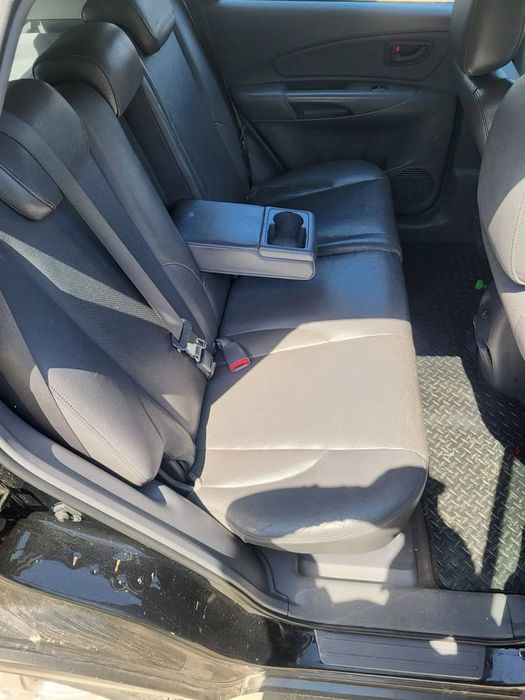 dezmembram hyundai tucson 2.0 crdi 4x4 2005 bara fata/capota/aripi/far