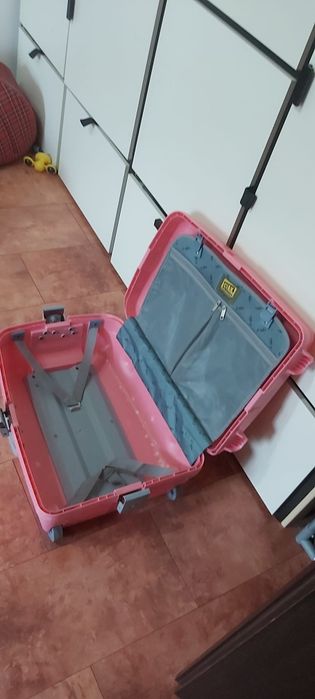 Valiza troler timp liber