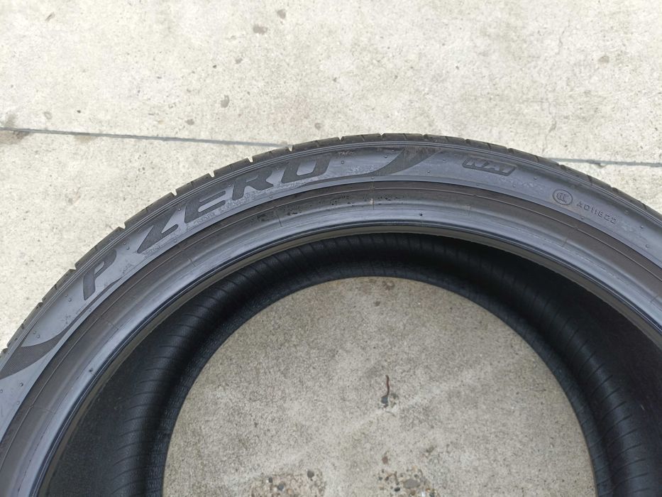 Doua anvelope vara 305 30 21 pirelli p zero pz4 profil de 7 mm dot 2023