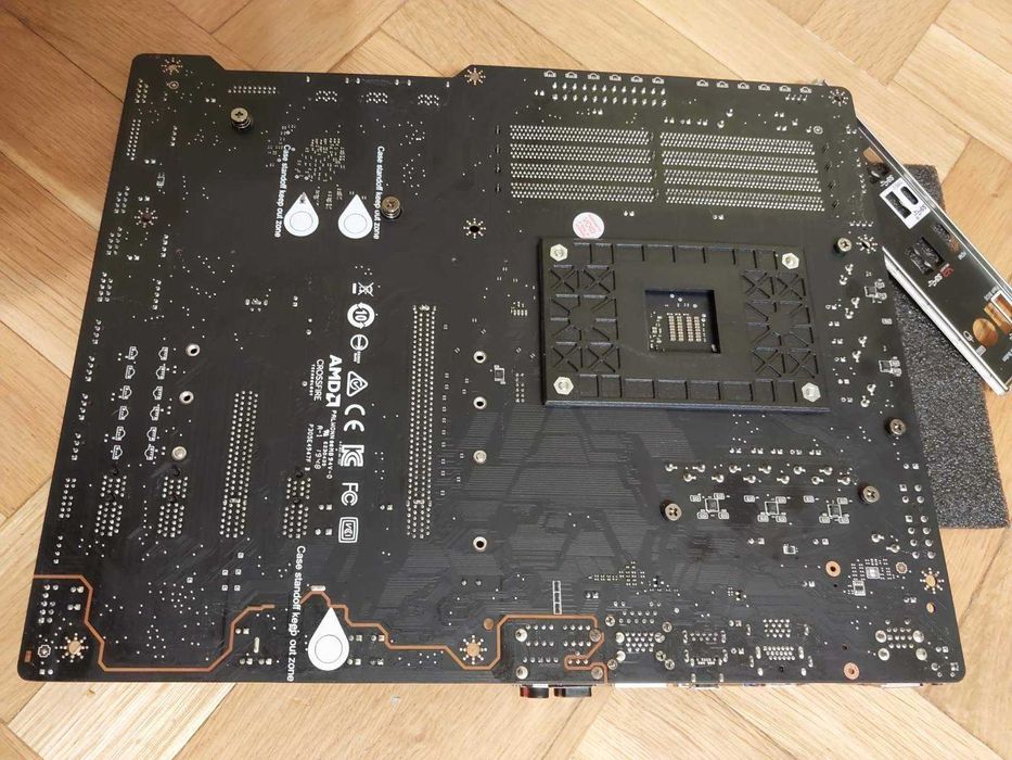 AMD Ryzen 9 5900X + MSI X570-A Pro