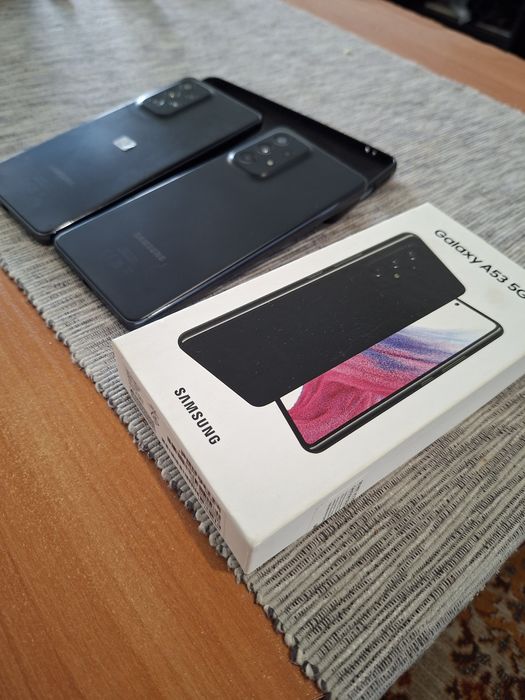 Продавам Samsung A53 за Части